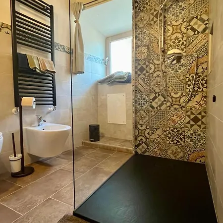 Bed & Breakfast Tana Del Gufo 3*