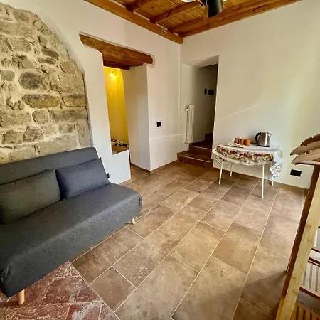 Tana Del Gufo B&B