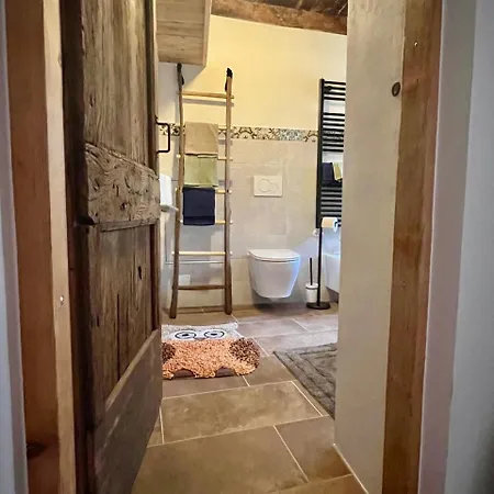 Tana Del Gufo Bed & Breakfast