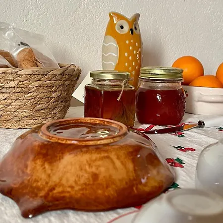 Tana Del Gufo Bed & Breakfast 3*